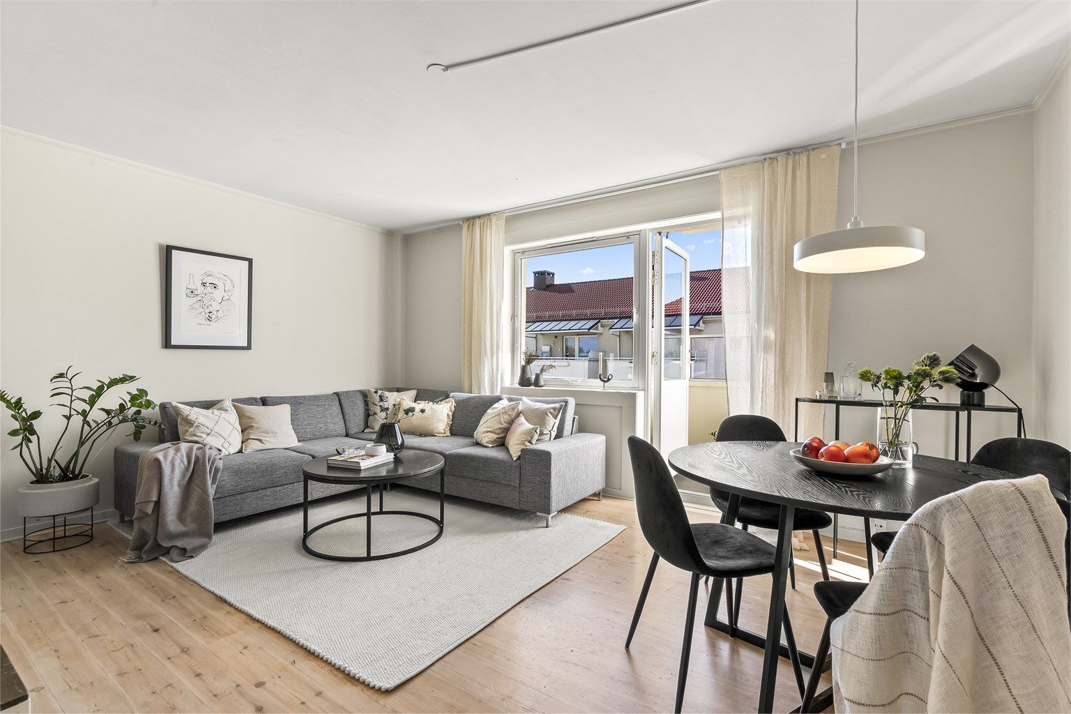 Velkommen til Treschows gate 19 - Presentert av Blenor Hadergjonaj v/Krogsveen.