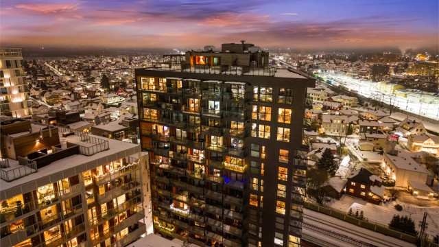 Hverdagslogistikken er enkel med Coop Extra i byggets første etasje.