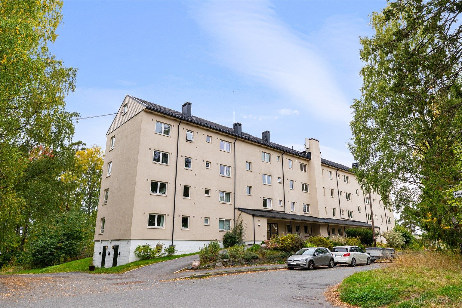 Et særdeles barnevennlig boområde med store grøntområder og kort vei til bl.a. fritidstilbud, skoler, kollektivtransport og servicetilbud