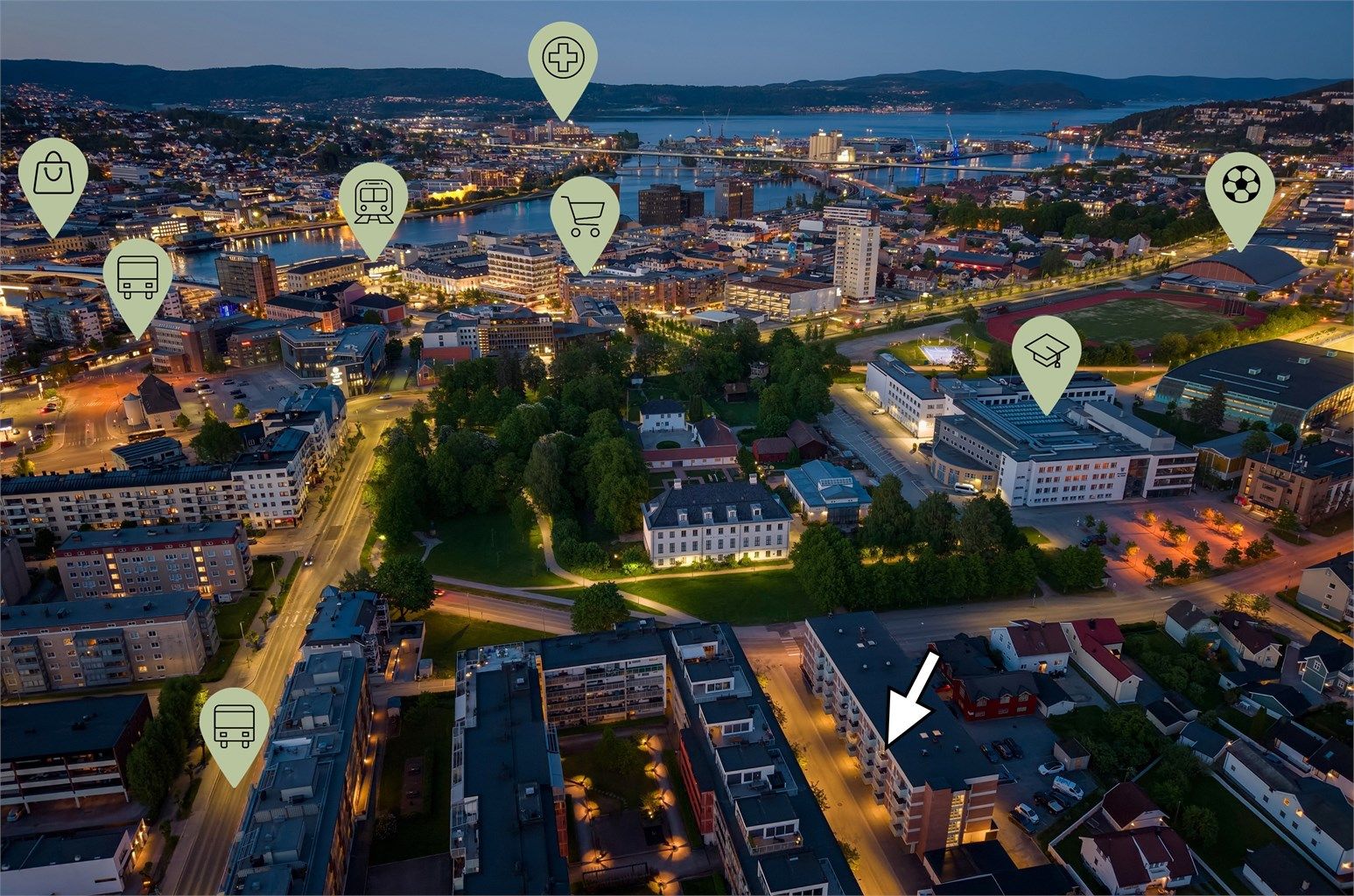 Beliggenheten i Nybyen er svært sentral, med kun en kort spasertur til togstasjon, bussknutepunkt, flere servicetilbud og sentrumsfasiliteter. 
Foto: Eiendomsfoto AS