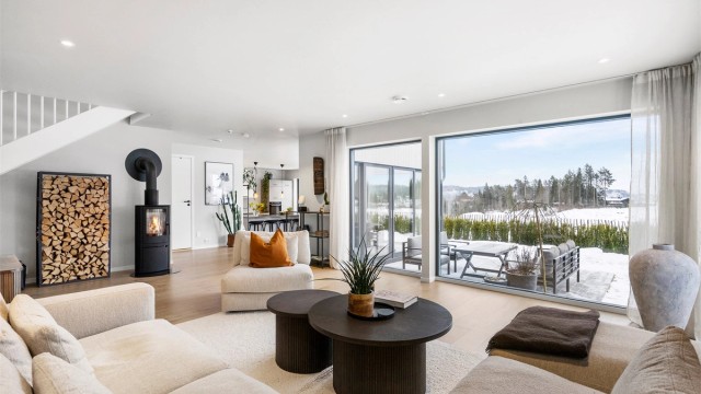 Velkommen til Furuåsen 14 - En påkostet og moderne enebolig fra 2022.