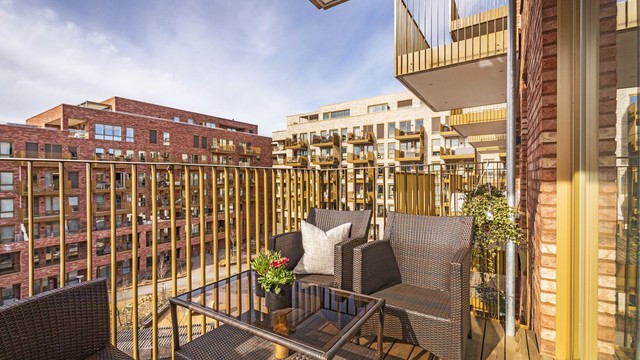 Her er det god plass til utemøblement