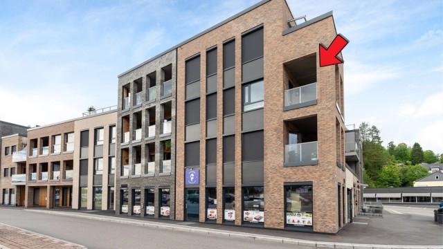 Eiendomsmegler Krogsveen v/Per Inge Hunvik ønsker velkommen til Gamle Fetvei 12C