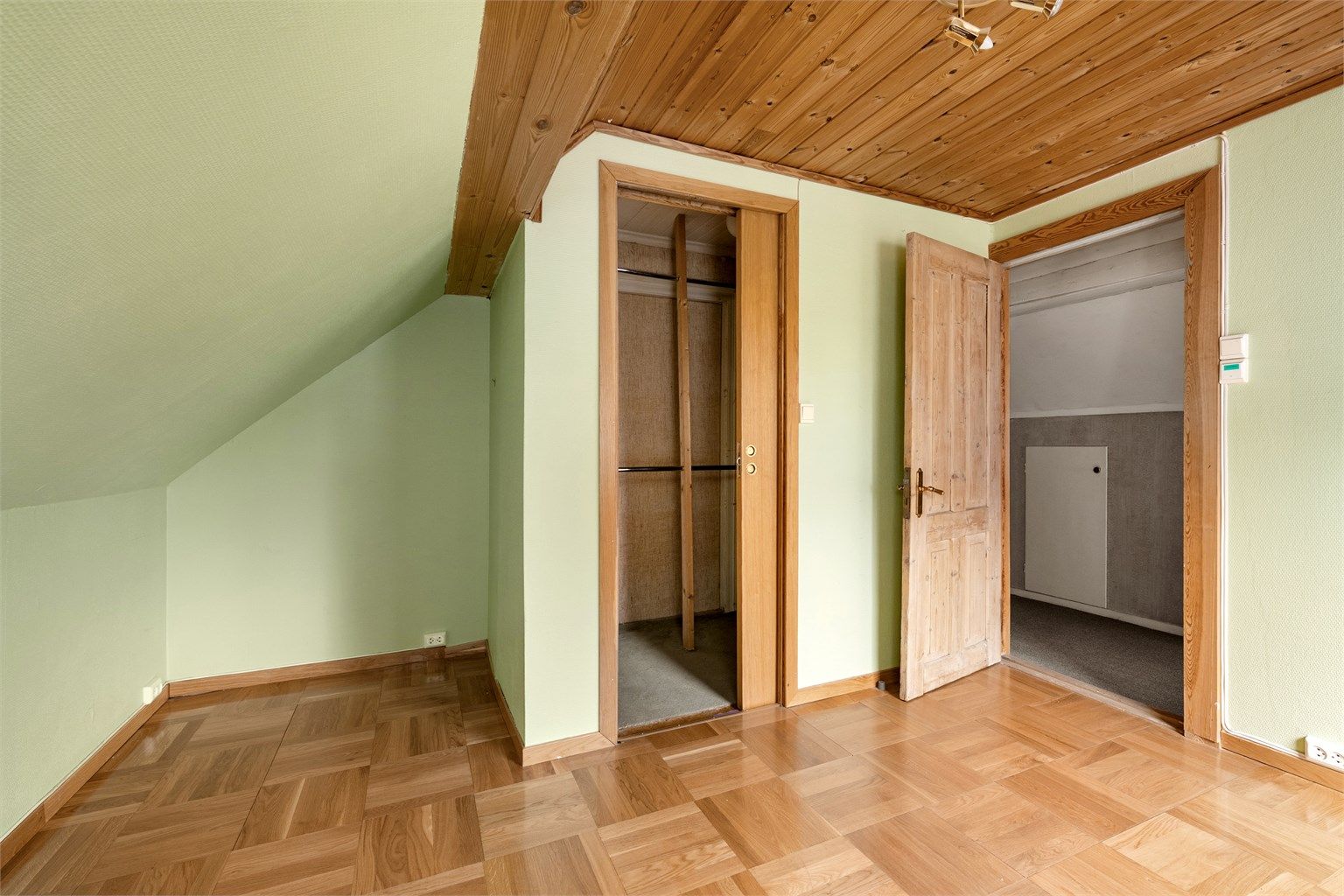 Soverom 1 på loft