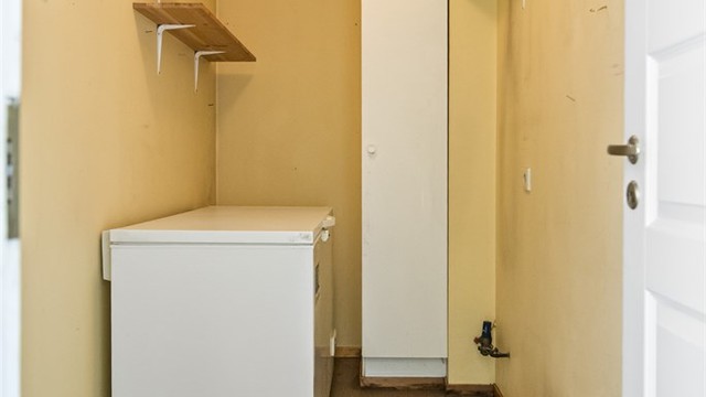 Bod i tilknytning til inngangspartiet