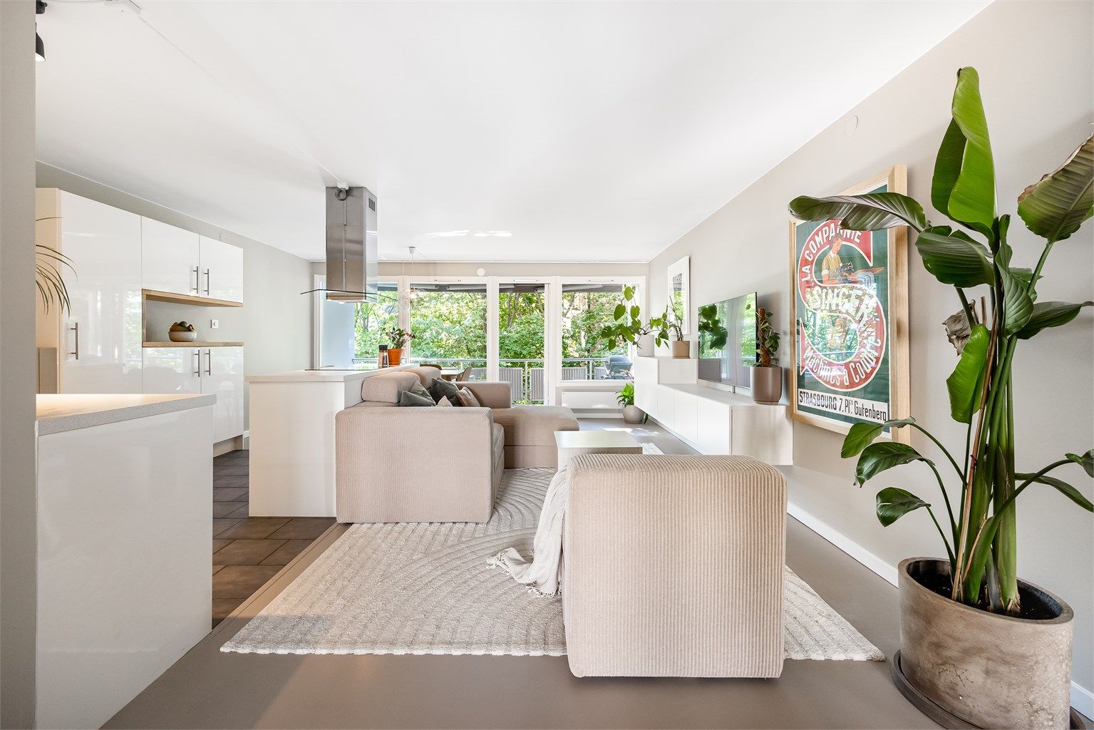 Velkommen til Jens Bjelkes gate 5! Presentert av Sara Marie Zachariassen Østbye v/ Krogsveen Eiendomsmegling.