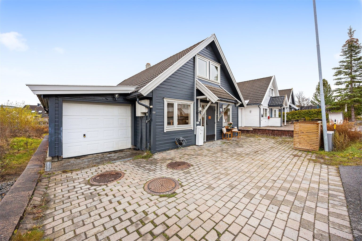 Innbydende familiebolig over 2 plan på Holt Vestvollen