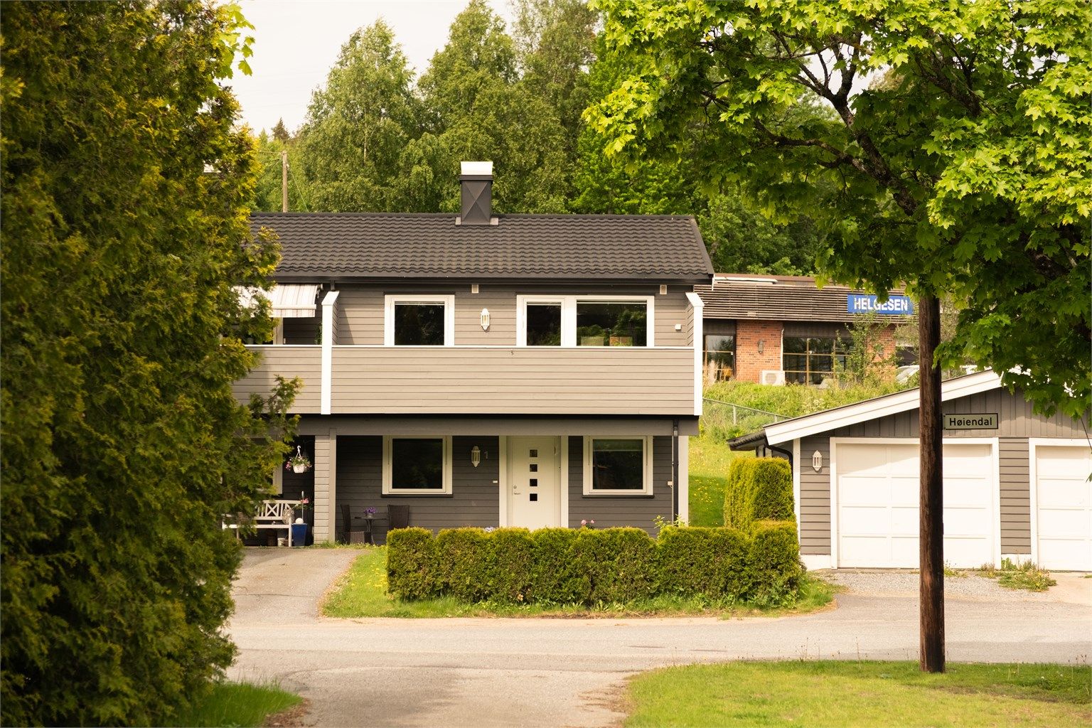 Høiendal 1 presenteres av Karl Robert Hansen i Krogsveen. 
Fotograf; Kristoffer Kristiansen.