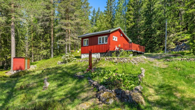 Eiendomsmegler Krogsveen v/Elisabeth Hanssen ønsker velkommen til Fjellhammervegen 62!