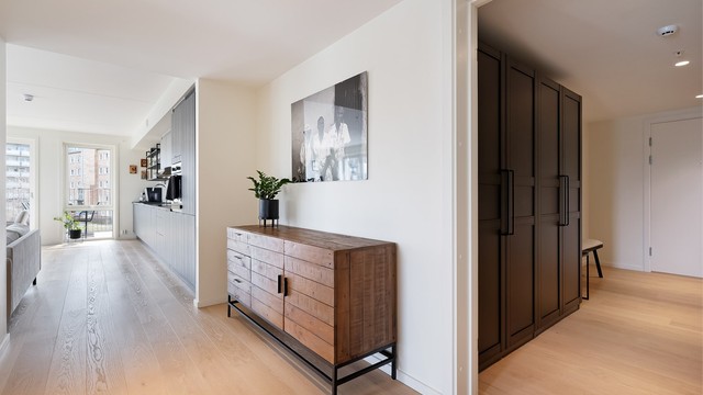 Leiligheten har vannbåren gulvvarme & balansert ventilasjon.