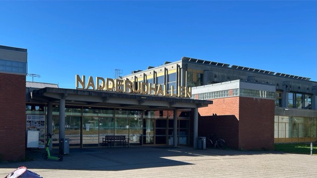 Nærmeste svømmehall finner dere i Nadderudhallen