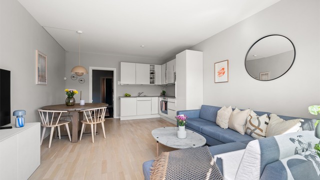 En arealeffektiv planløsning som utnytter leilighetens 62 kvadratmeter på en utmerket måte.