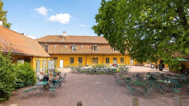 Botanisk hage med kafé og flotte grøntarealer ligger også rett i nærheten.