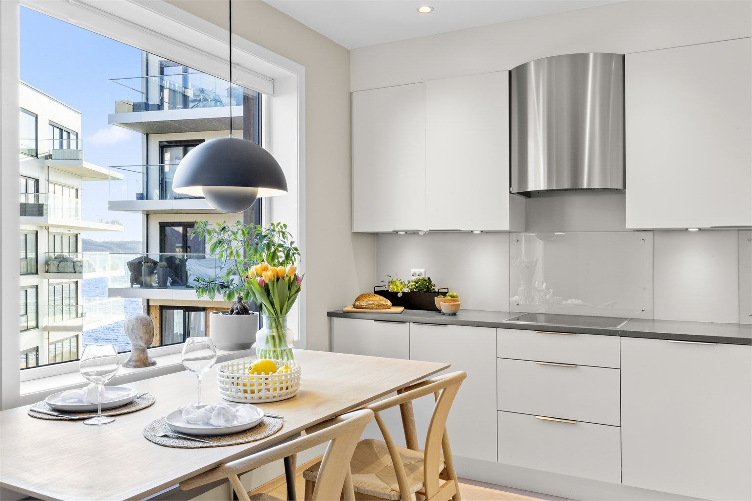 Krogsveen v/Anders Rønn Skajaa presenterer Sjølystveien 42!