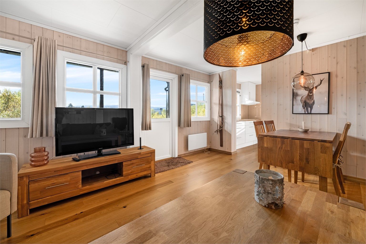 - Velkommen til Nystøylvegen 11 - 