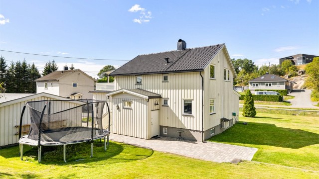 Storveien 49 presenteres av Per-Espen Omberg i Krogsveen.