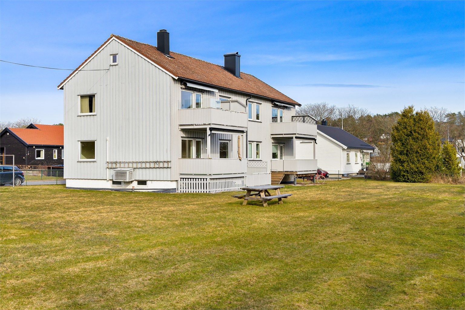 Veslefrikkveien 4 presenteres av Raymond Bøhn i Krogsveen.