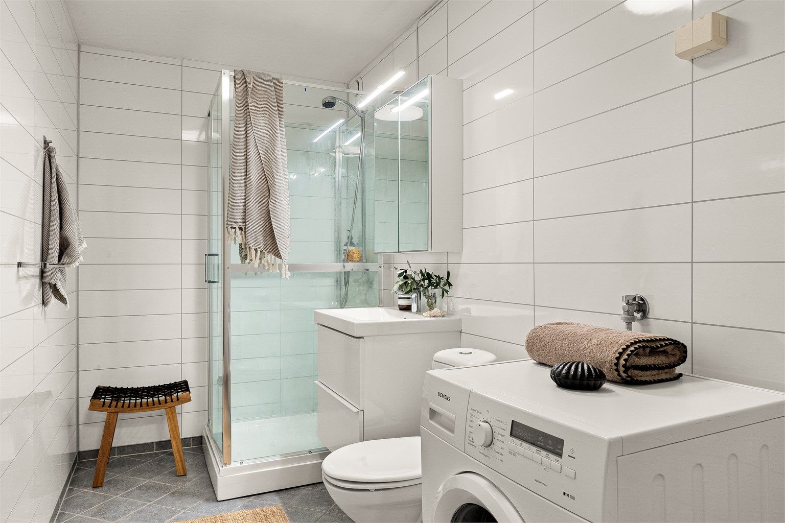 Praktisk dusjkabinett.