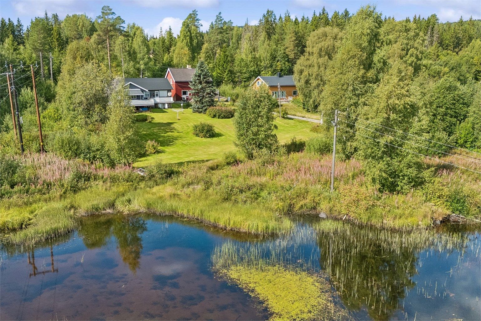 Området har gode sol- og lysforhold, og med naturen tett på ligger det godt til rette for både aktivitet og rekreasjon gjennom hele året.