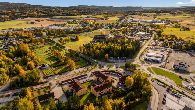 Det er kun ca. 5 min kjøring til Eiker Senter