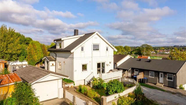 Ebbesens gate 17 presenteres av Dag Åsebø. Fotograf; Kristoffer Kristiansen.