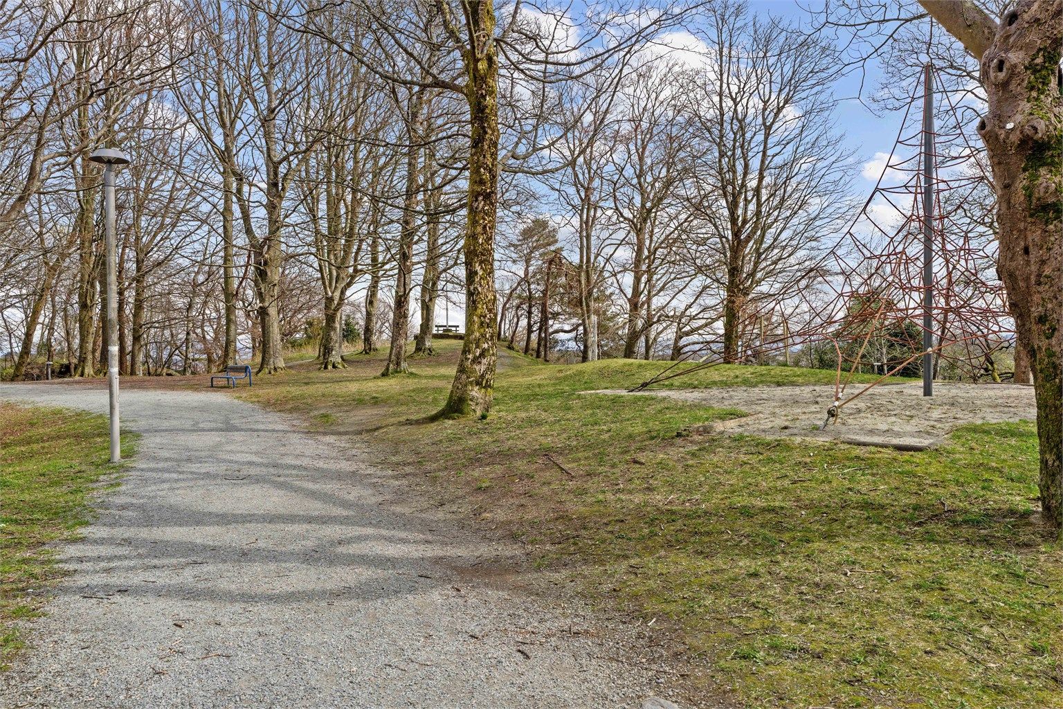 Kort vei til fine turområder og grøntområder som Bjergstedparken.