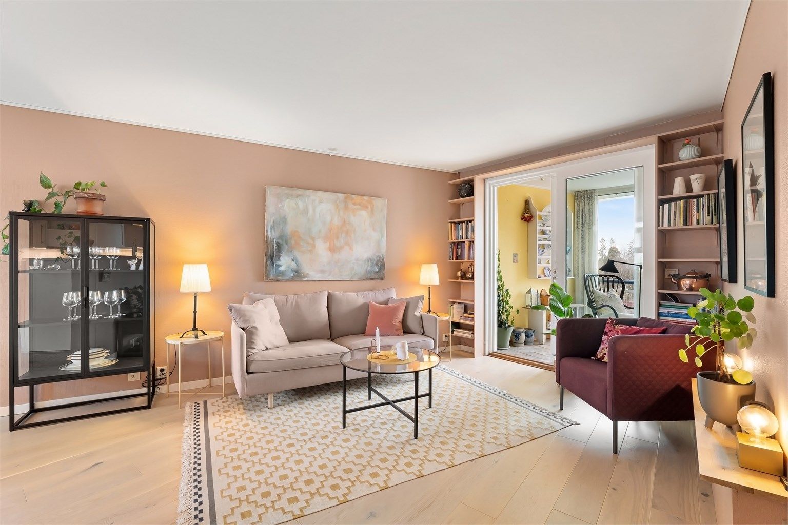 Velkommen til Lysehagan 50 presentert av eiendomsmegler Fredrik Nordstrøm v/ Krogsveen Bekkestua