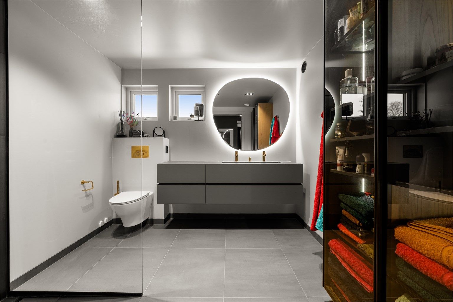 Bad med adkomst fra hovedsoverommet