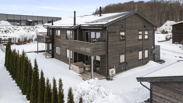 Krogsveen v/Vindum ønsker velkommen til ny og innholdsrik selveier leilighet i Raveien 410!