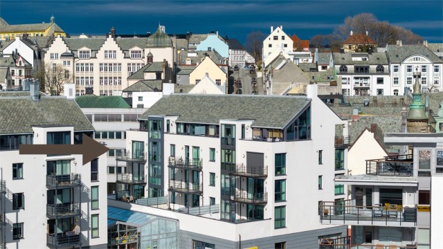 Velkommen til Nedre Strandgate 3, presentert av Eiendomsmegler/Partner Marit Stuen Aursnes