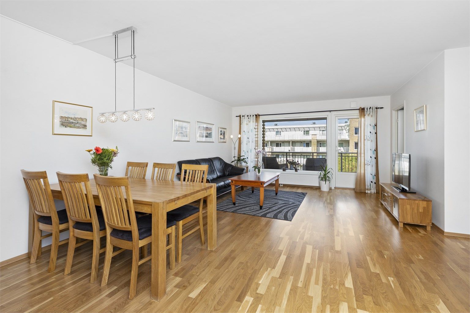 Velkommen til Lørenvangen 20 - presentert av Emir Mekic v/Krogsveen