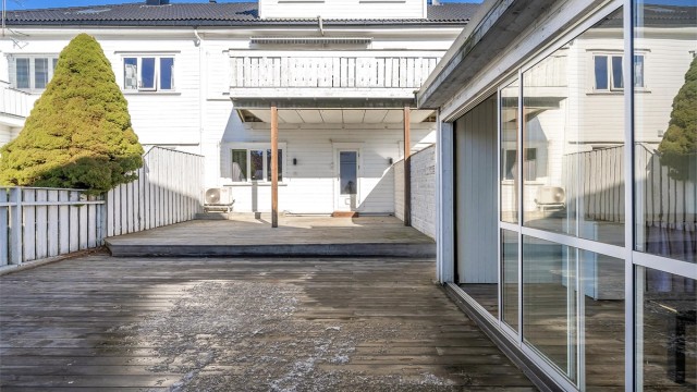 Velkommen til Setesdalsveien 29 - En innholdsrik halvpart av tomannsbolig i rekke!