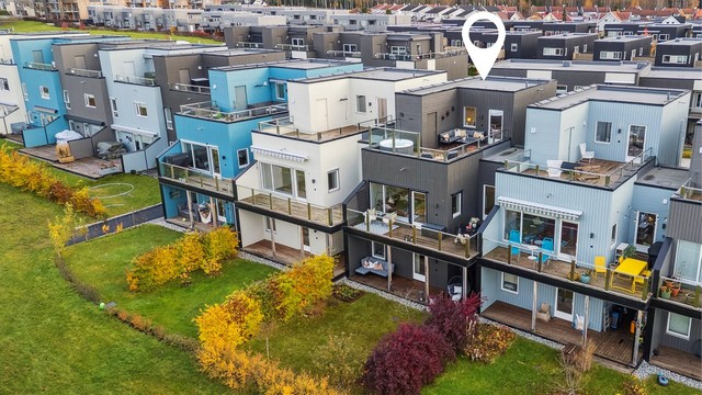 Velkommen til Skisporet 215 - Meget delikat og påkostet familiebolig med barnevennlig og rolig beliggenhet!