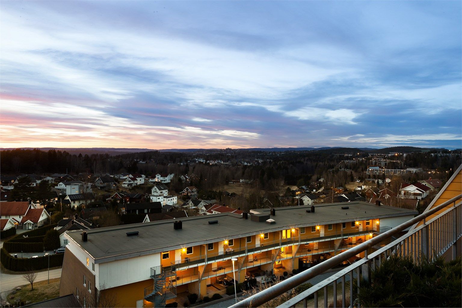 3-roms selveierleilighet beliggende i 5. etasje/toppetasje 