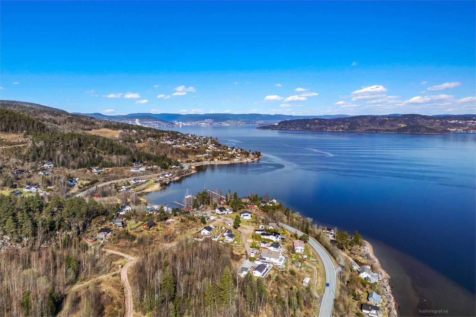 Kun ca. 17 minutters kjøring til Drammen sentrum.