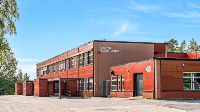 Kort gangavstand til både Bakås barneskole og Ellingsrud ungdomsskole.