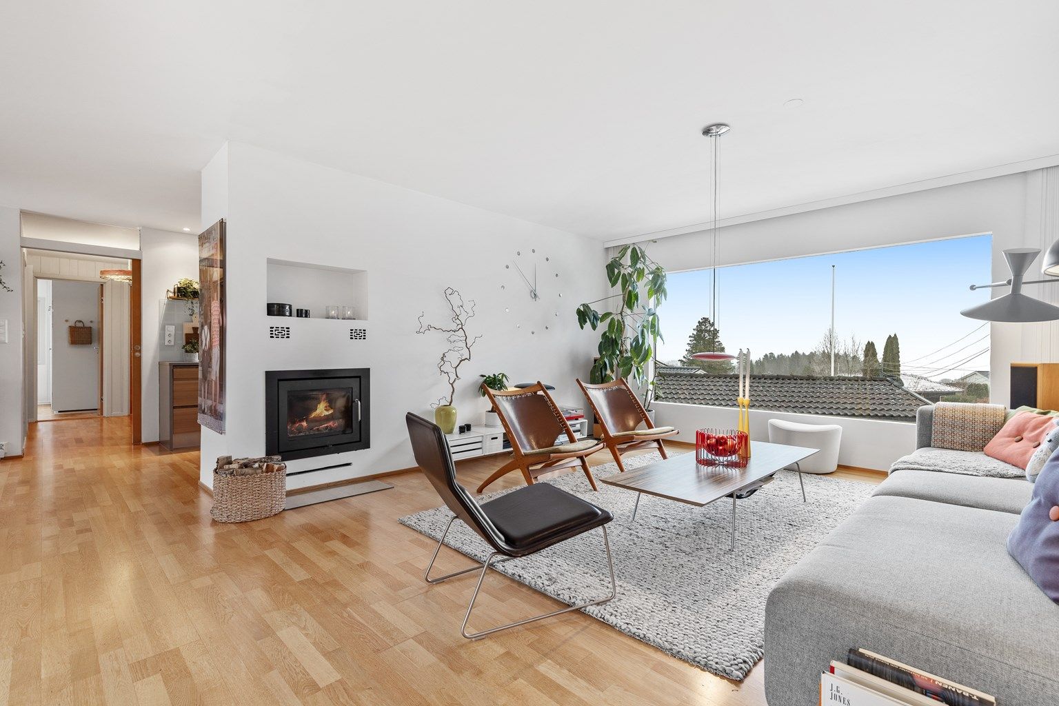 Velkommen til Henriettes vei 25, presentert av Truls E. Holm i Krogsveen.