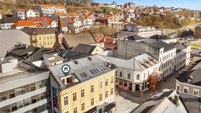 Balkongen gir gode solforhold og svært lite innsyn.