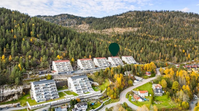 Området består av terrassehus, småhusbebyggelse og gårdsbruk, og byr på en harmonisk kombinasjon av natur og bebyggelse