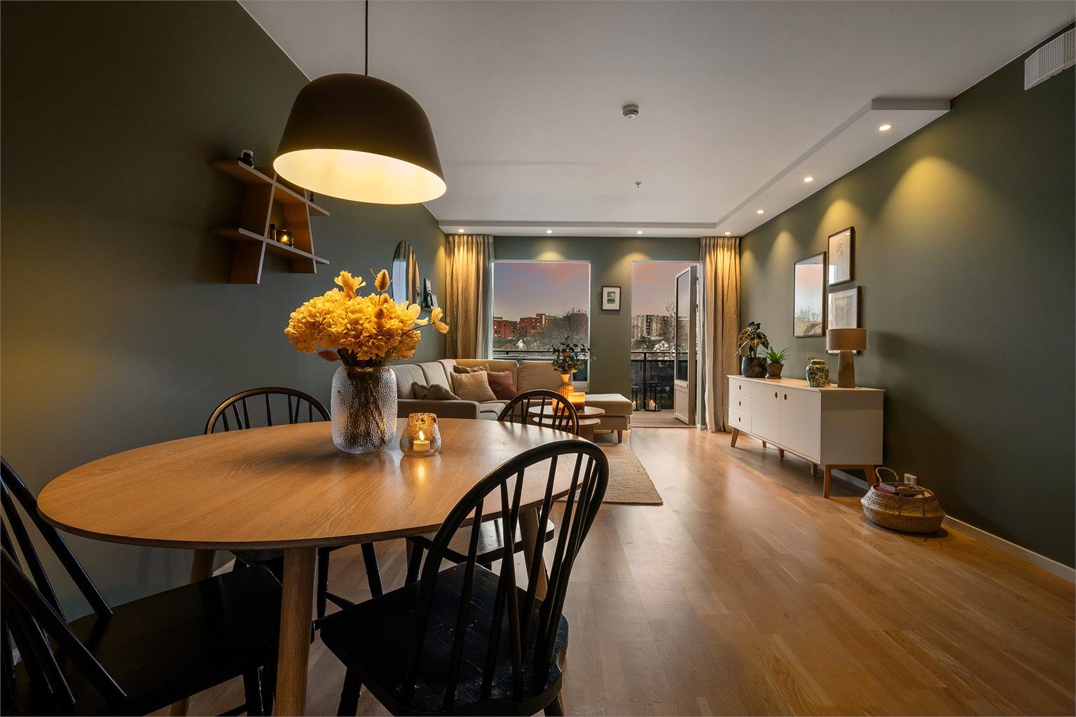 Leiligheten fremstår strøken med høy standard og kun TG1 (TGIU), så her kan du flytte rett inn!