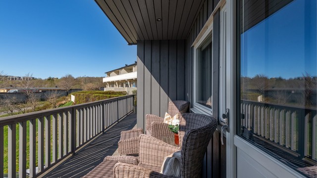 En lun og usjenert krok på terrassen, perfekt for avslapning
