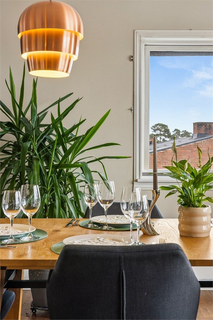 Detaljer fra spisestuen.