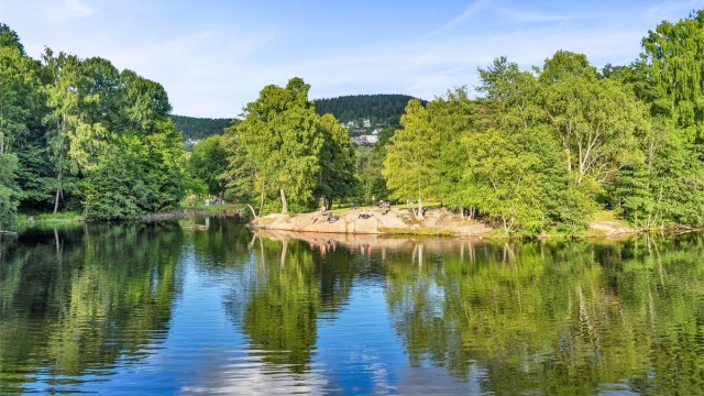 Her bor du i trygge og rolige omgivelser, perfekt for deg som verdsetter natur.