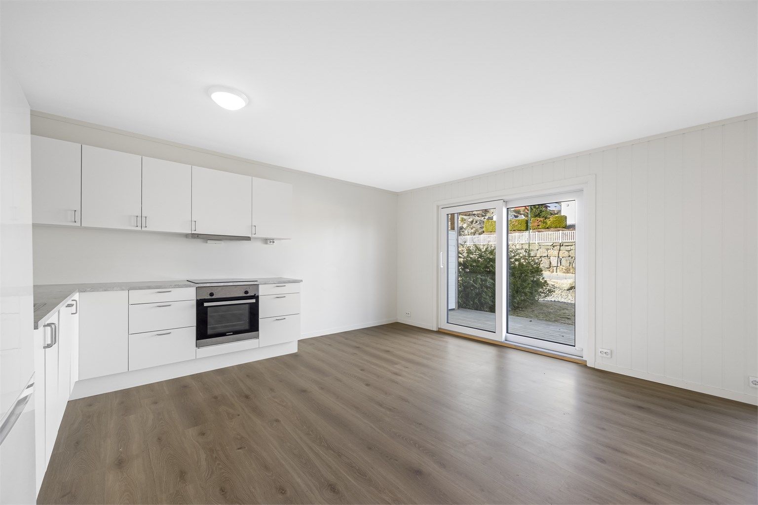 Leiligheten har lyse flater og praktiske løsninger