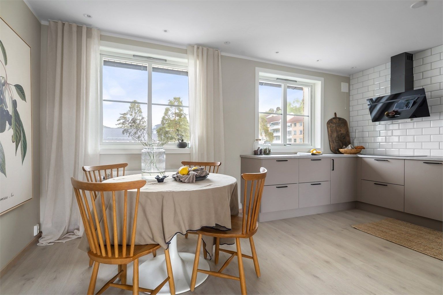 God mulighet til å dekke langbord til hele storfamilien