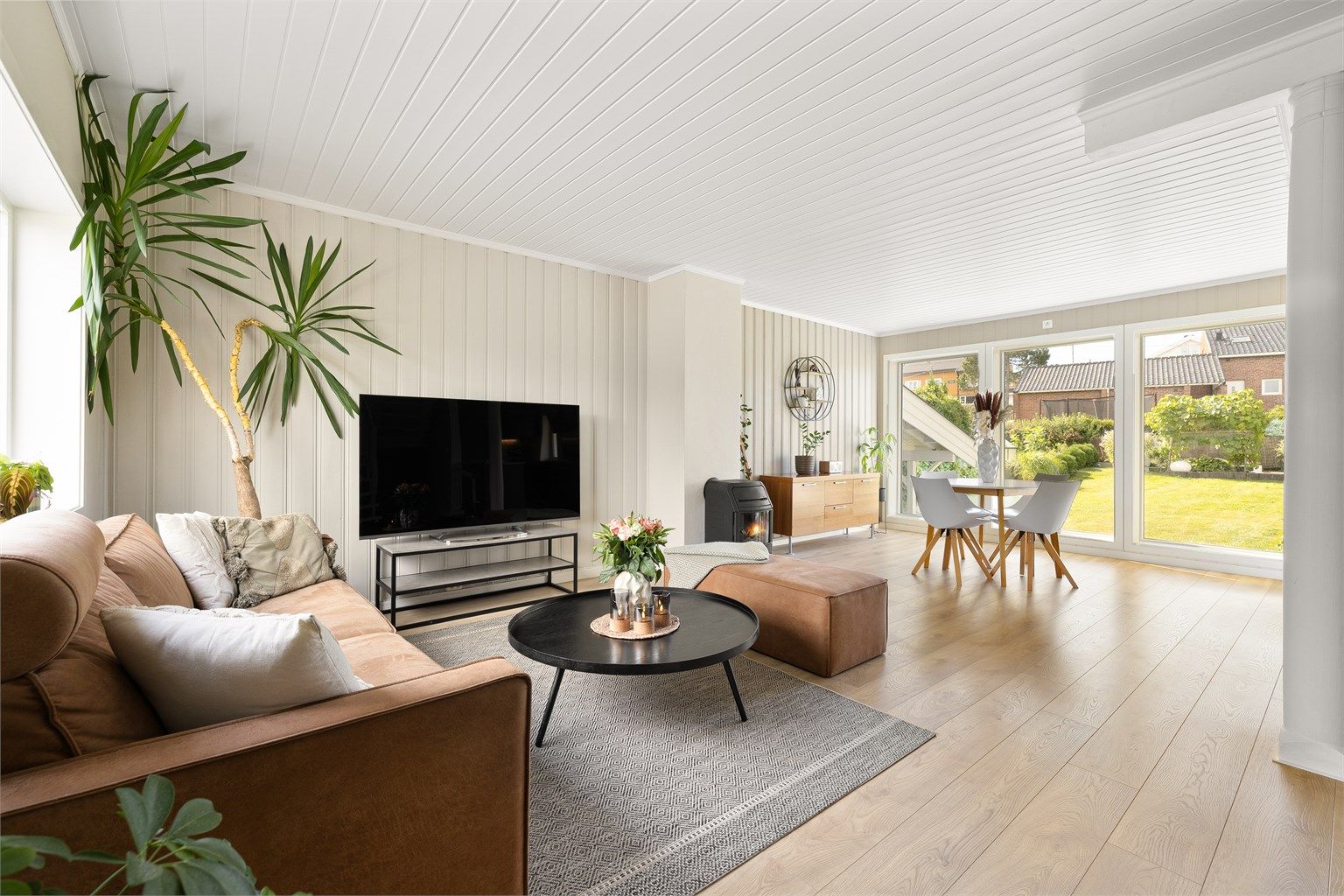 Gressvikveien 53A presenteres av Amir Pedersen-Paydar i Krogsveen.