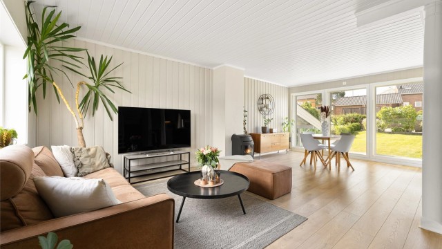 Gressvikveien 53A presenteres av Amir Pedersen-Paydar i Krogsveen.