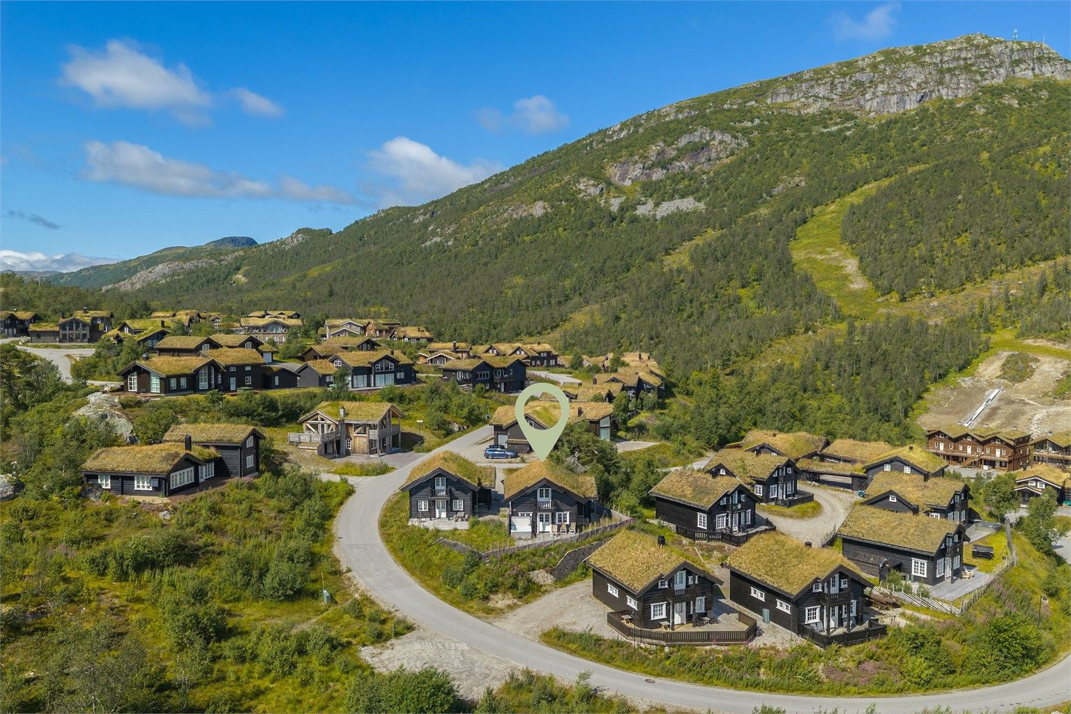 - Velkommen til Hovdenutvegen 32 - 