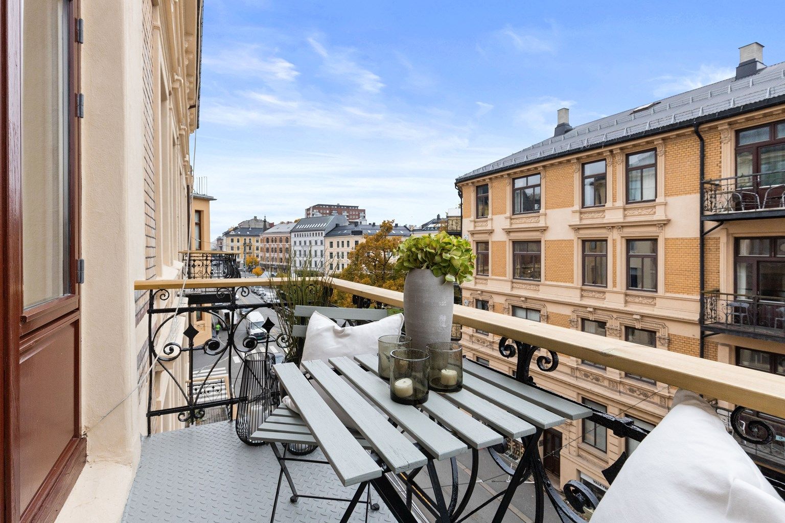 Velkommen til Valkyriegata 9. Presentert av Marius Iversen, Krogsveen