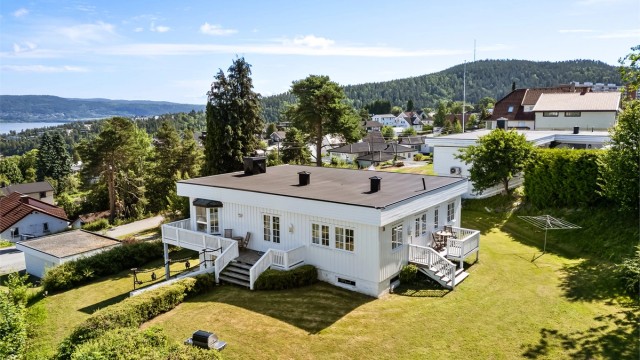 Velkommen til Borgar Steinsets Vei 15!
Foto: Haiman Askari.